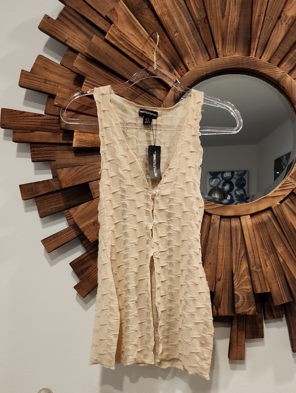 PrettyLittleThing Cream Distressed Knit Vest